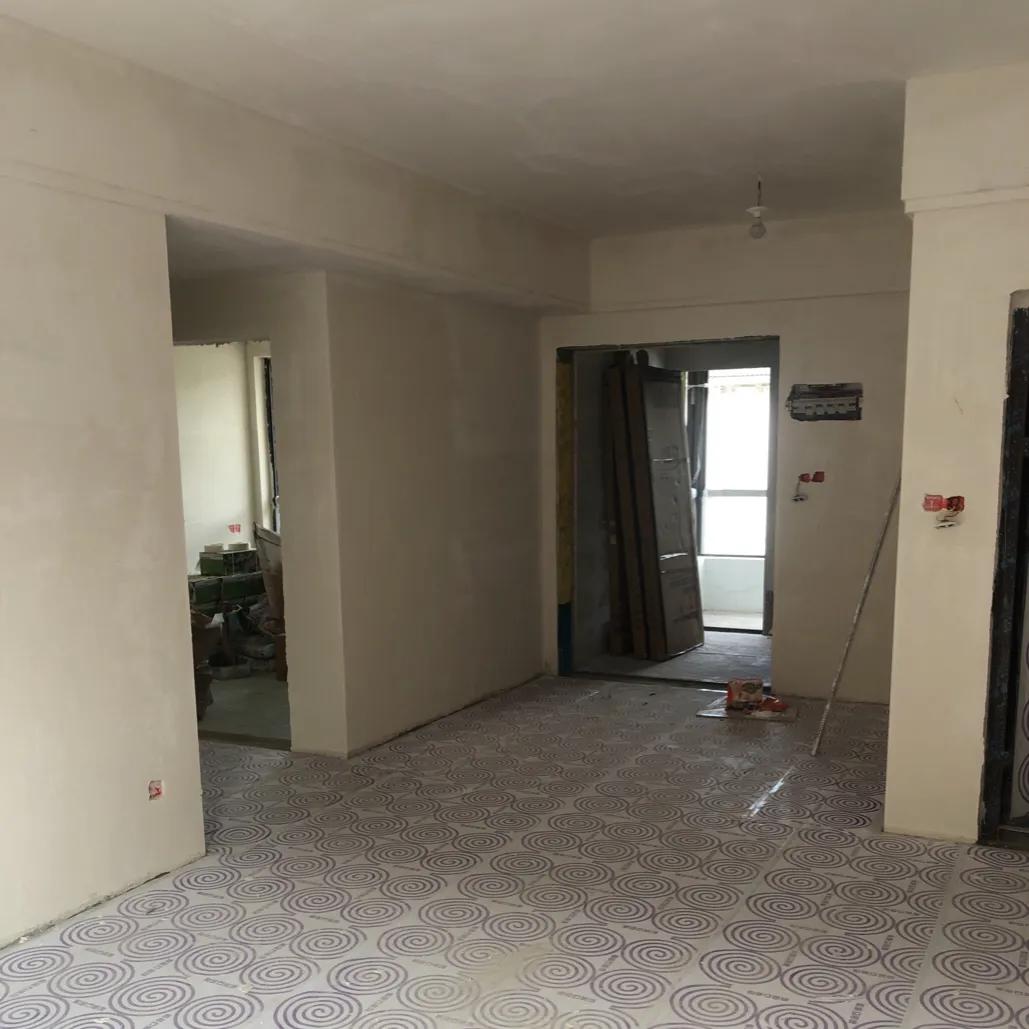 先吊顶先刷墙还是墙漆-吊顶乳胶漆跟墙面乳胶漆一样吗？