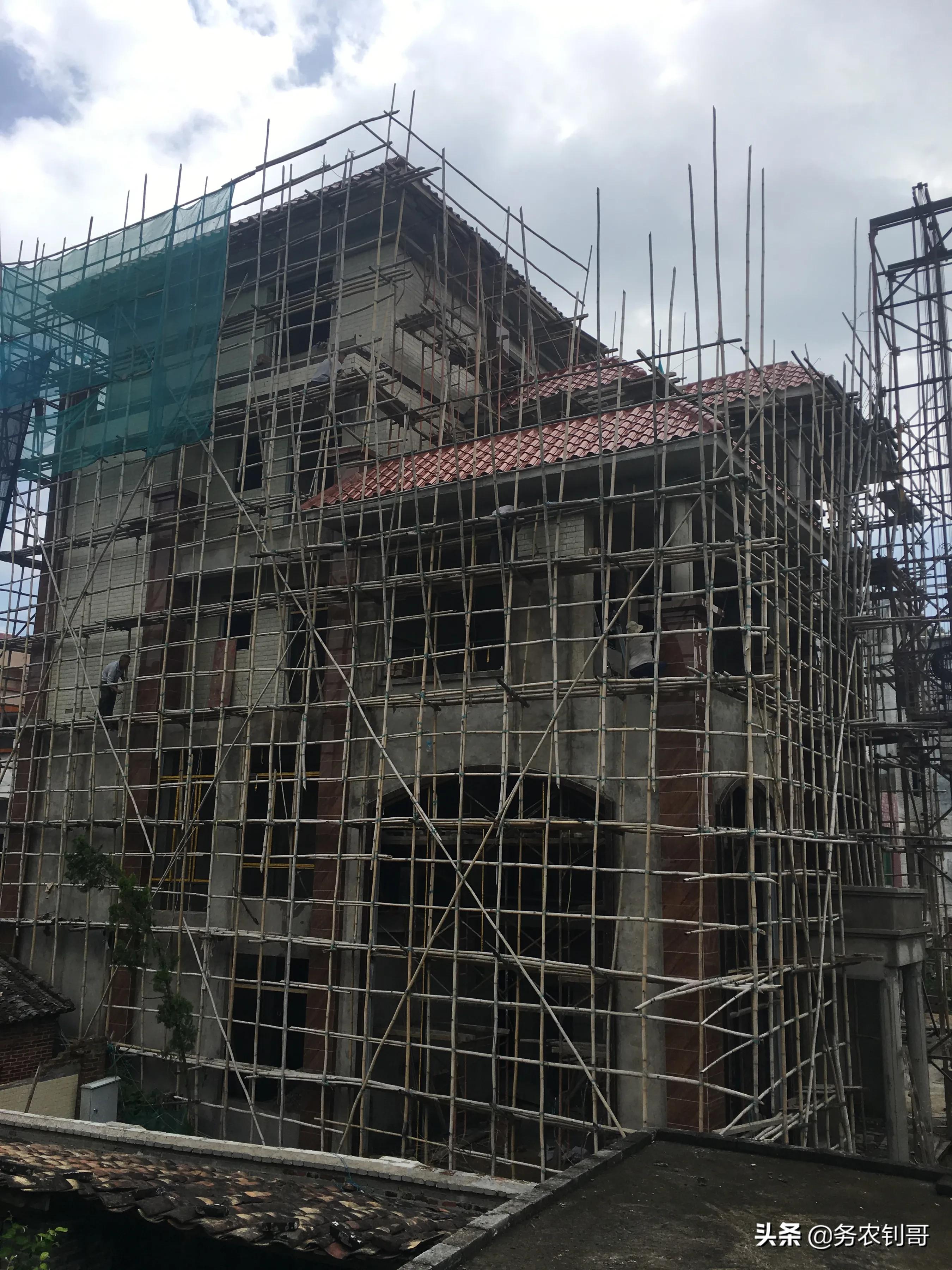 装修房请设计师要多少钱-自己装修，请设计师画图，这样靠谱吗？