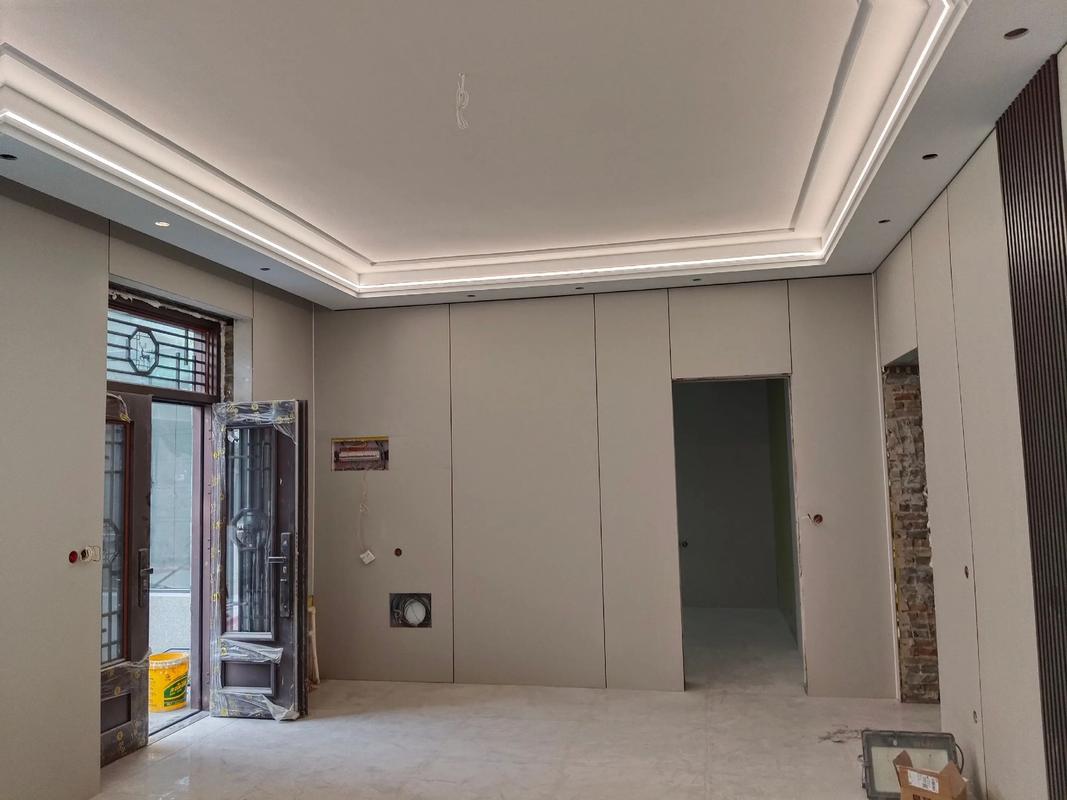 装修吊顶一般多少钱-吊顶安装工一年的收入？