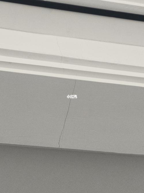 装修吊顶开裂怎么回事儿-吊顶开裂是什么原因？